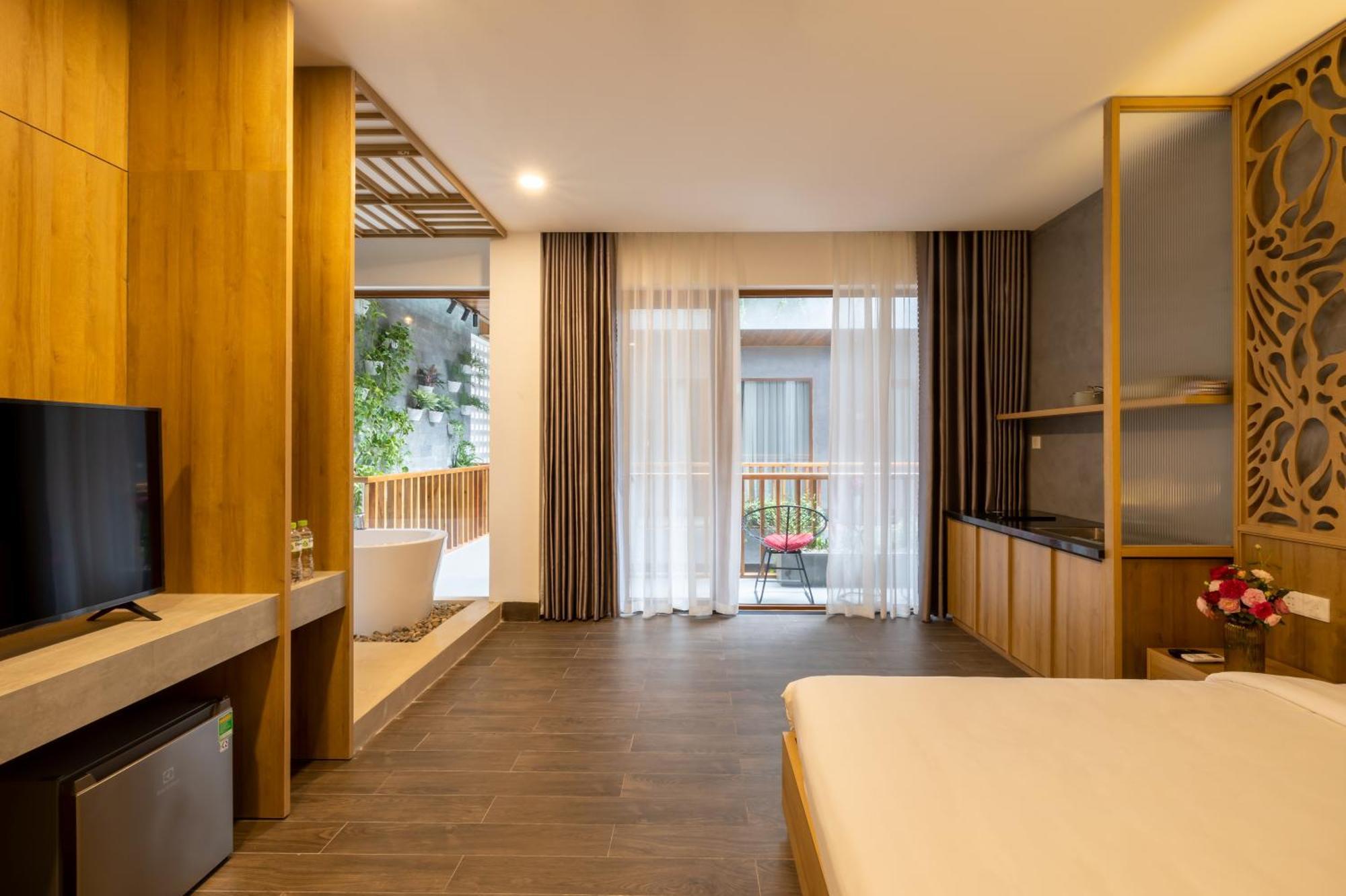Moon Sun Boutique Villa Hotel Hue Exterior photo